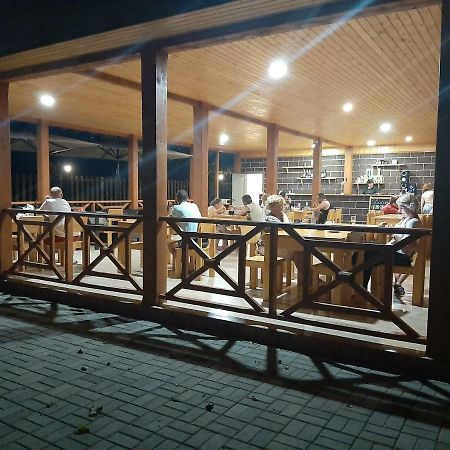 Al Mare Hotel Pizunda Bagian luar foto