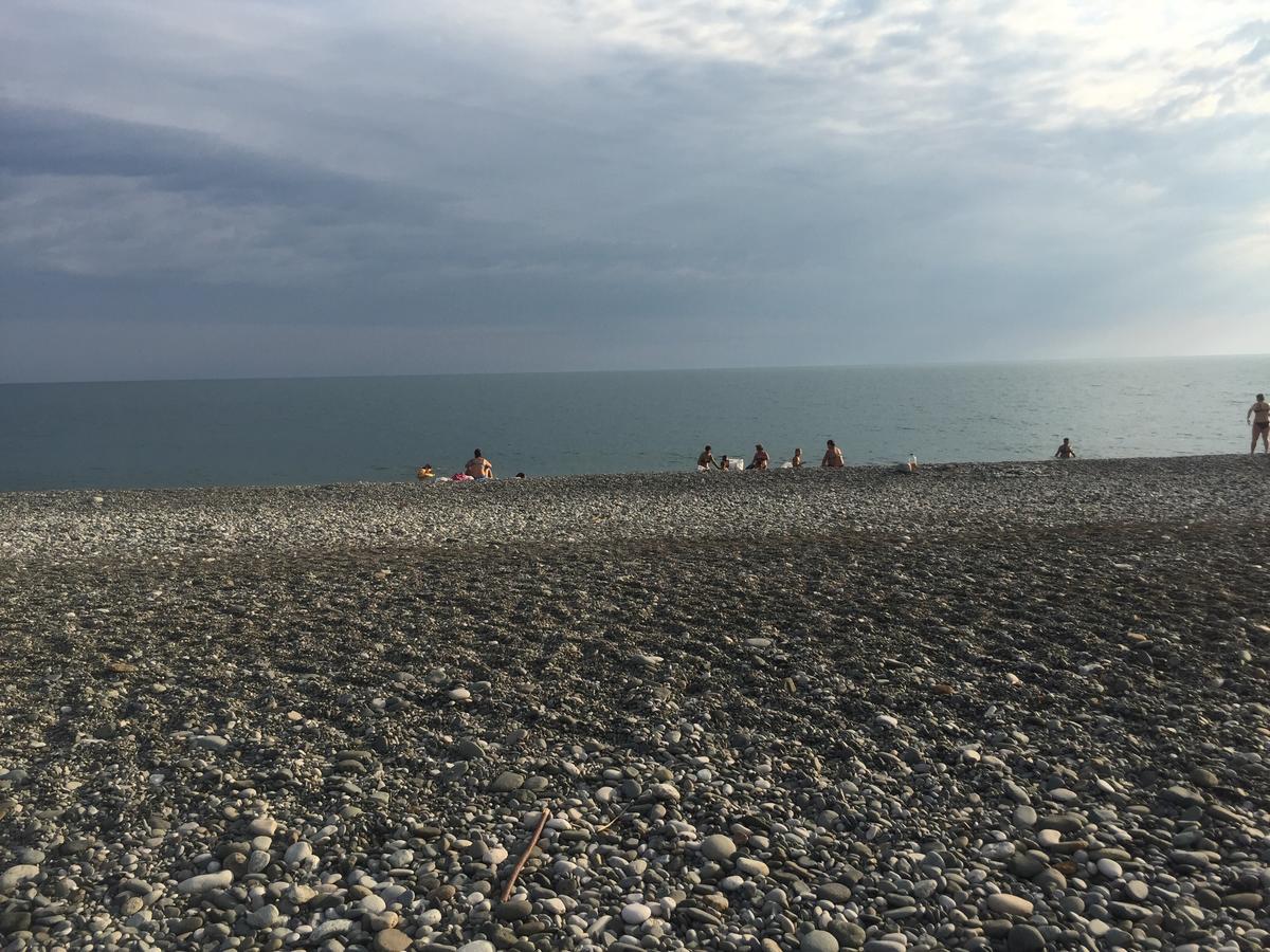 Al Mare Hotel Pizunda Bagian luar foto